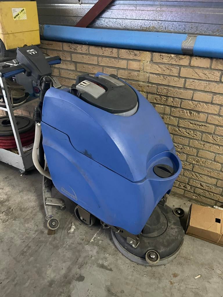 Numatic TTB 3450/100S schrobzuigmachine, Doe-het-zelf en Verbouw, Reinigingsmachines, Ophalen, Gebruikt, Schrobmachine