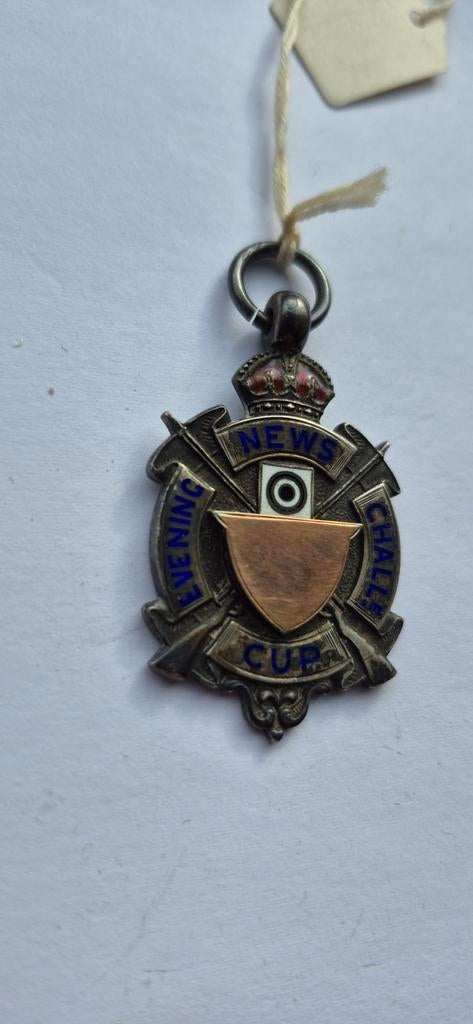 Engelse zilveren medaille schietvereniging, Postzegels en Munten, Penningen en Medailles, Verzenden, Zilver