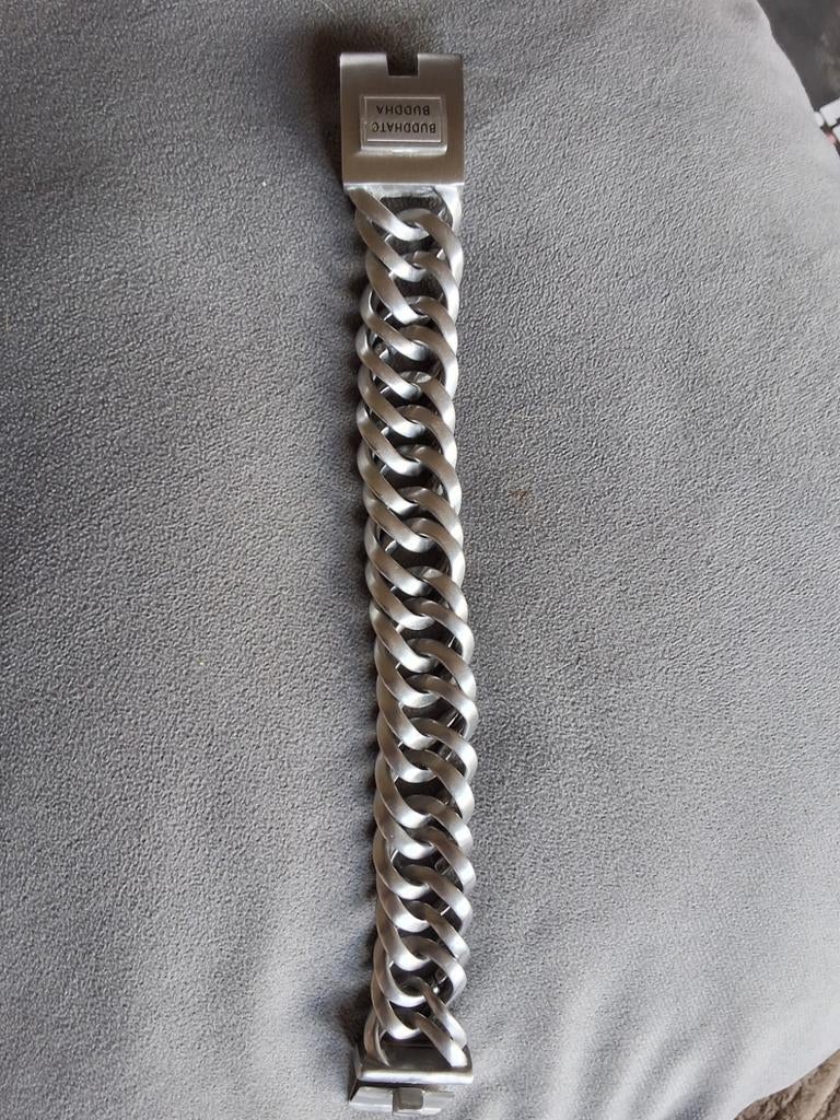 Buddha to Buddha armband staal 22cm zgan breed 2,5cm design, Ophalen of Verzenden, Zo goed als nieuw, Zilver, Staal