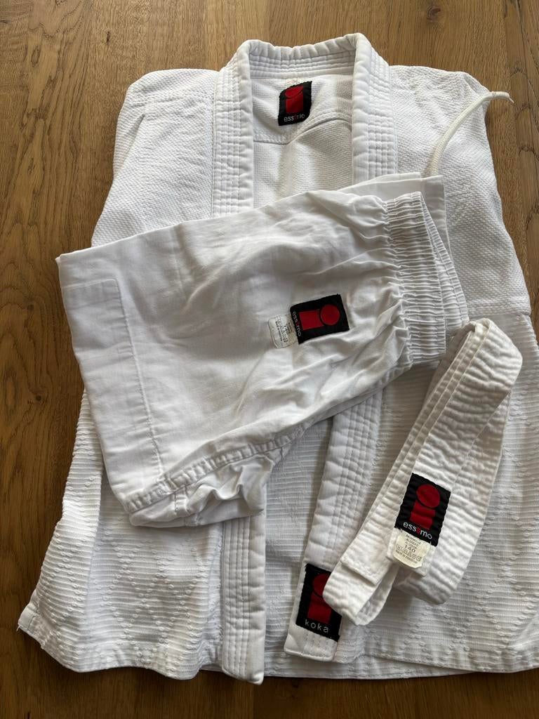 Karate pak maat 140, Gebruikt, Vechtsportpak, Ophalen of Verzenden, Karate