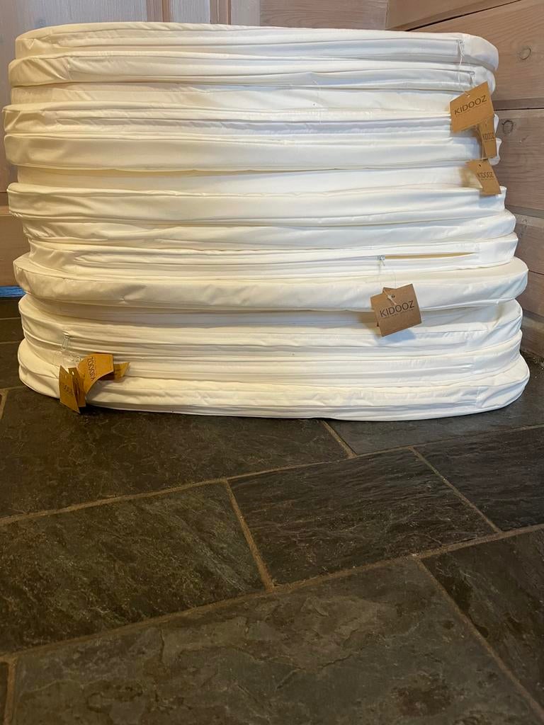 Matrasje Kidooz verschoonmand 14 stuks partij baby kind, Aankleedkussen, Nieuw, Standaard, Ophalen