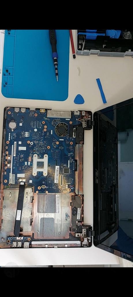 50% KORTING - Reparatie laptops en elektronica, Computers en Software, Windows Laptops, Nieuw, Onbekend, Ophalen