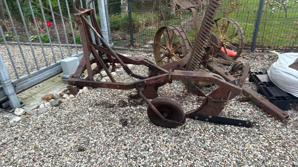 Rondgaande ploeg en getrokken maaier stationaire motoren, Gebruikt, Tot 2500, Tot 80 Pk, Ophalen