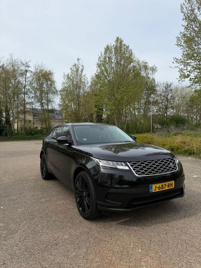 Land Rover Range Rover Velar 2.0 180pk AWD AUT 2018 Zwart, Auto's, Automaat, Zwart, 4 cilinders, 179 pk
