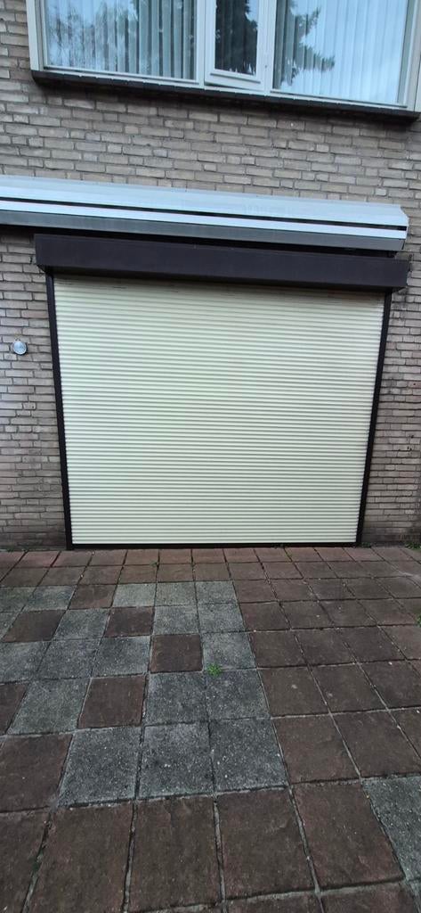 Elektrisch rolluik 280 cm breed, 250 cm hoog, Ophalen, Gebruikt, 200 cm of meer, 200 cm of meer