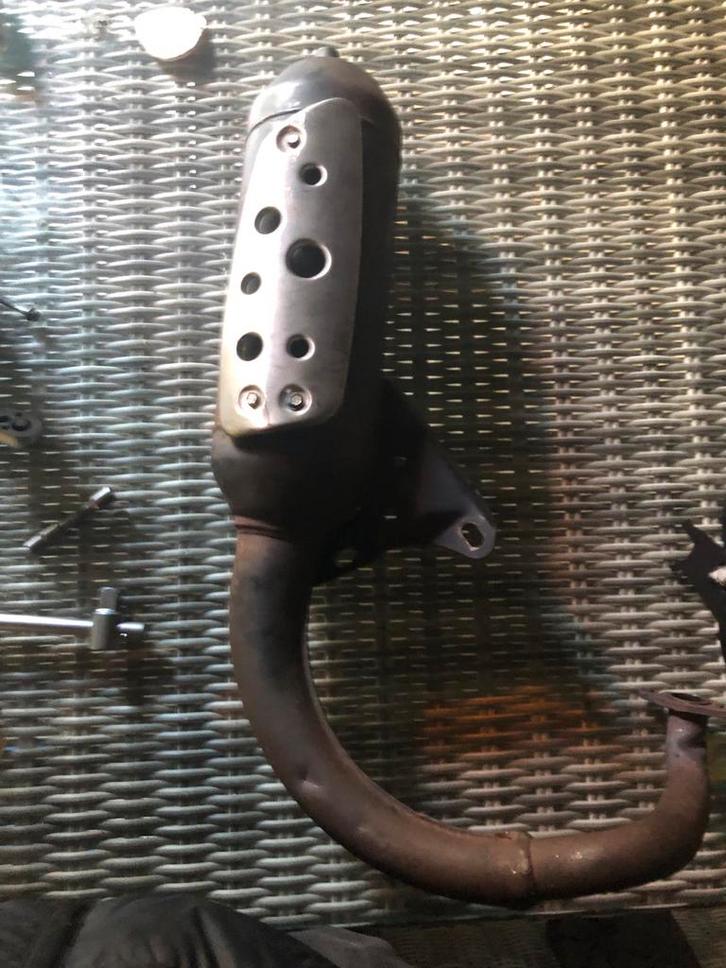 Vivicity uitlaat goeiestaat, Fietsen en Brommers, Brommeronderdelen | Scooters, Gebruikt, Peugeot, Uitlaat, Ophalen