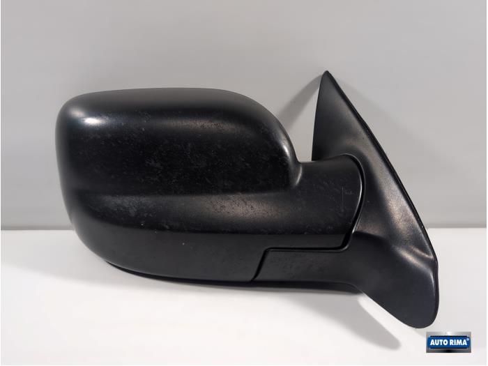 Buitenspiegel rechts van een Volvo XC70