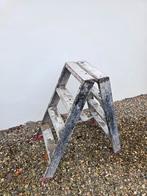 Oude inklapbare dubbele schildertrap, Ophalen of Verzenden, Gebruikt