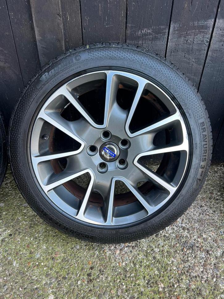 Originele Volvo c30 velgen 5x108 zomer set 8mm 17? nieuw, Auto-onderdelen, Banden en Velgen, Gebruikt, Banden en Velgen, Niet ingevuld