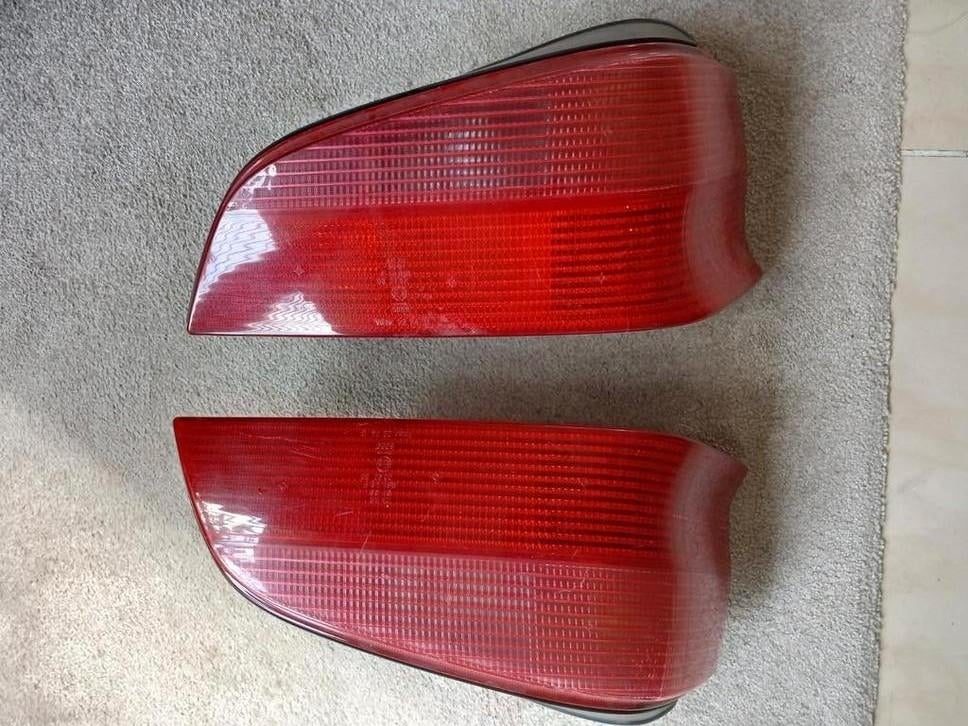 Auto accessoires o.a achterlicht C1, gevarendriehoek, banden, Ophalen of Verzenden