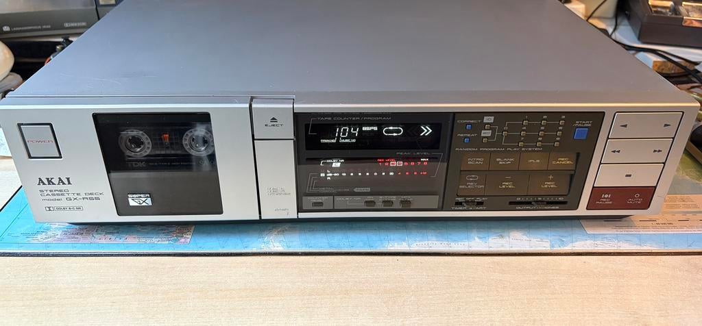 Akai GX-R55 zilver, Audio, Tv en Foto, Cassettedecks, Ophalen of Verzenden, Enkel, Akai, Tiptoetsen