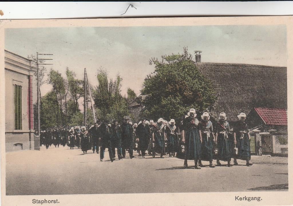 staphorst- kerkgang 1931, Ophalen of Verzenden, 1920 tot 1940, Zuid-Holland