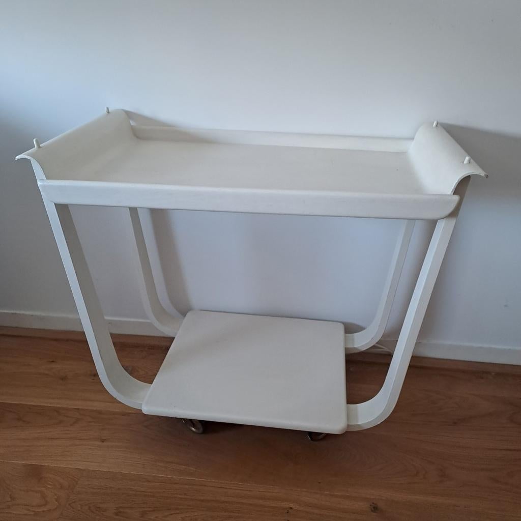 Cees Braakman serveerwagen pastoe, Ophalen