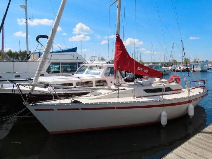 Beneteau First 30 ES, Watersport en Boten, Kajuitzeilboten en Zeiljachten, Gebruikt, Tour-wedstrijdjacht, Polyester, 9 tot 12 meter
