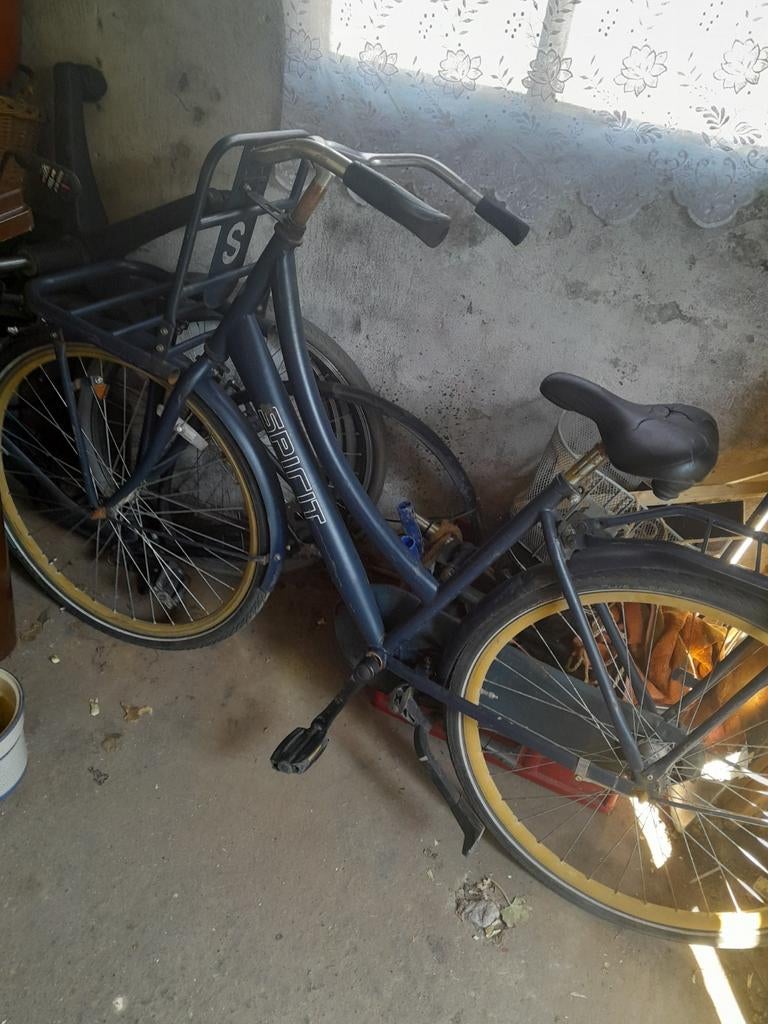 Een   opknap     dames    fiets, Ophalen, Gebruikt