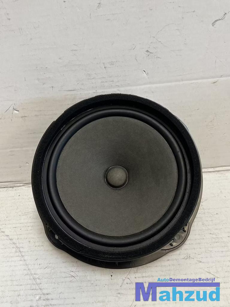 AUDI A3 8V Links rechts voor speaker 2011-2018 8V0035415, Gebruikt, AUDI AG, Auto-Union-Strasse 1
85045  Ingolstadt, DE, Kundenbetreuung@audi.de