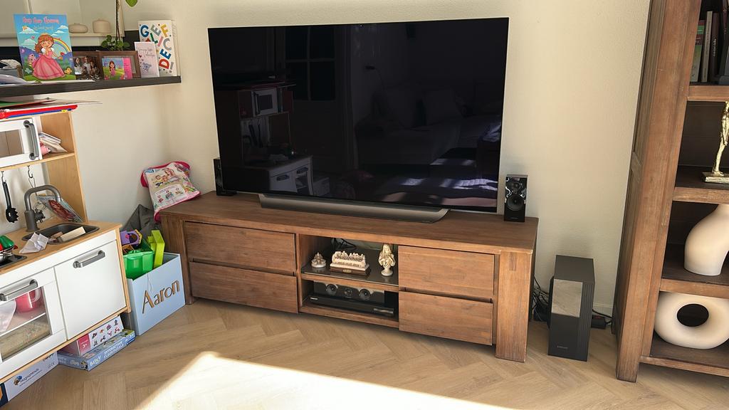 Mooie houten tv-kast met veel opbergruimte, Huis en Inrichting, Kasten | Televisiemeubels, Ophalen, 150 tot 200 cm, Zo goed als nieuw