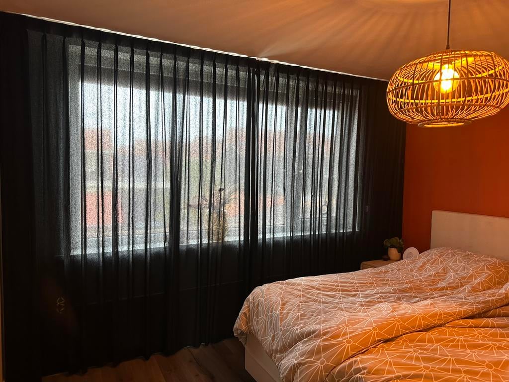 Gordijnen semi-transparant, Ophalen, 200 cm of meer, Zwart, Zo goed als nieuw