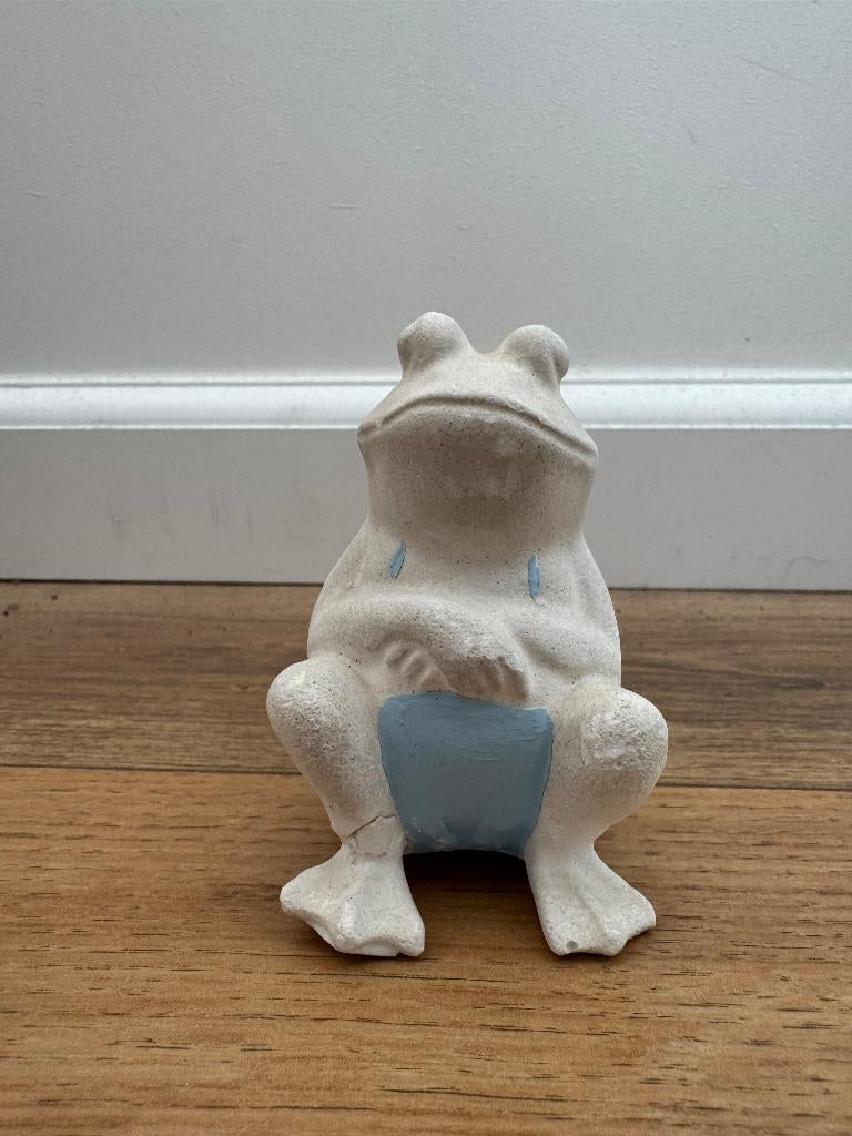 Zittende kikker in badpak - gips - wit - 8,5 cm hoog, Ophalen of Verzenden, Nieuw, Dier