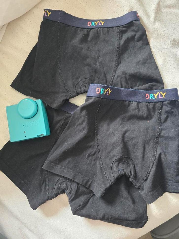 DRYLY plaswekker met 2 boxershorts, Kinderen en Baby's, Kinderkleding | Overige, Gebruikt, Jongen of Meisje, Ophalen of Verzenden