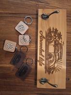 Houten kapstok Volkswagen Kever met 5 sleutelhangers, Huis en Inrichting, Ophalen of Verzenden, Nieuw, Hout, Wandkapstok