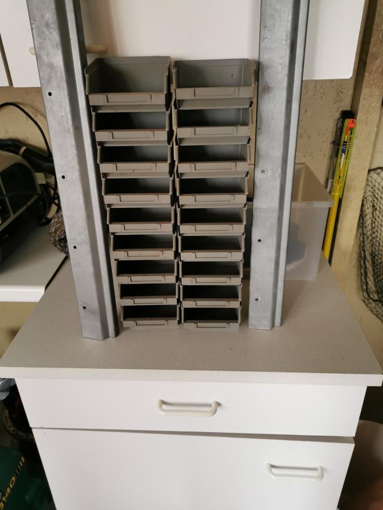 Schroef of spijker bakjes, Ophalen of Verzenden