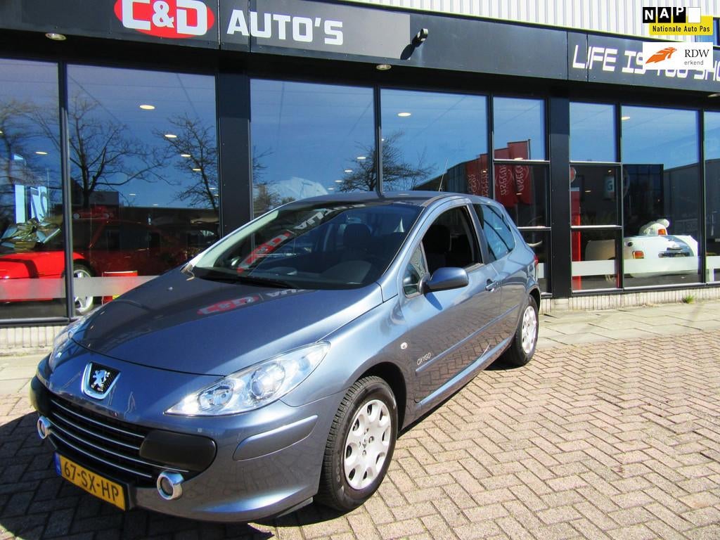 Peugeot 307 1.6-16V Oxygo SPORT 2006 86DKM AIRCO ORG NL, Voorwielaandrijving, Stof, Gebruikt, Zwart