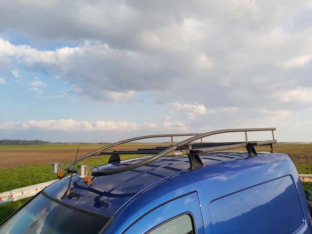 Imperiaal: Aerodynamisch, universeel, ladderrol, verstralers, Ophalen of Verzenden, Zo goed als nieuw, Nb, Nb