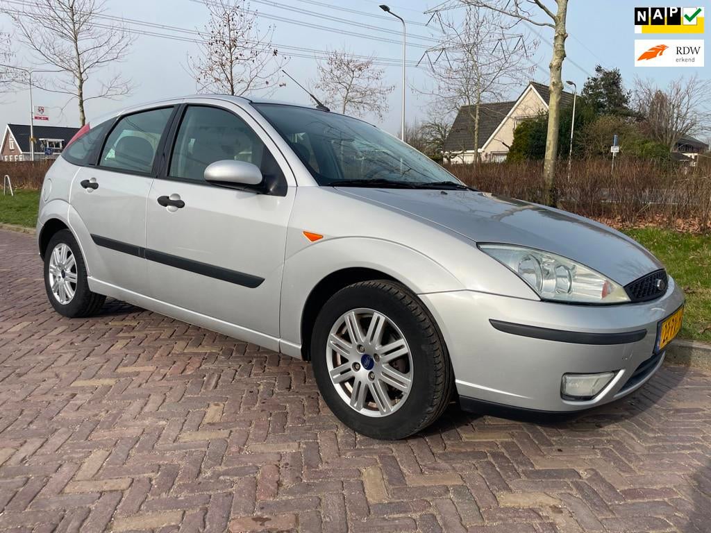 Ford Focus 1.6-16V Futura-Airco, 1596 cc, Gebruikt, 49 €/maand, Handgeschakeld