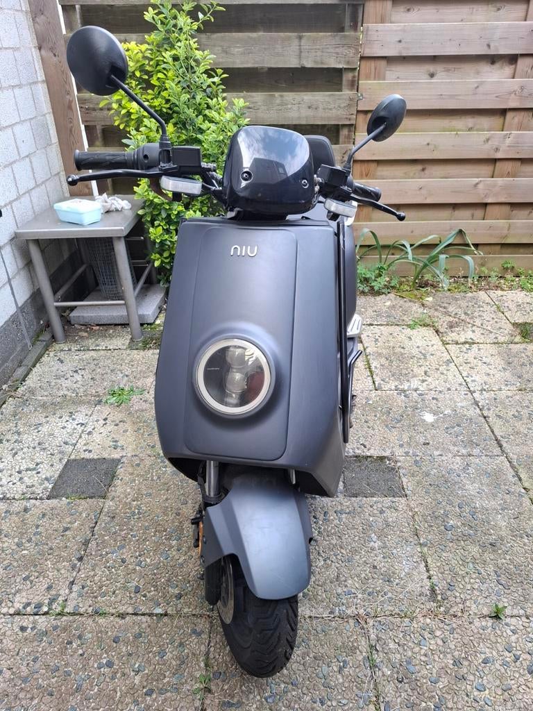 Niu n1s snorscooter, Ophalen, Zo goed als nieuw, Elektrisch