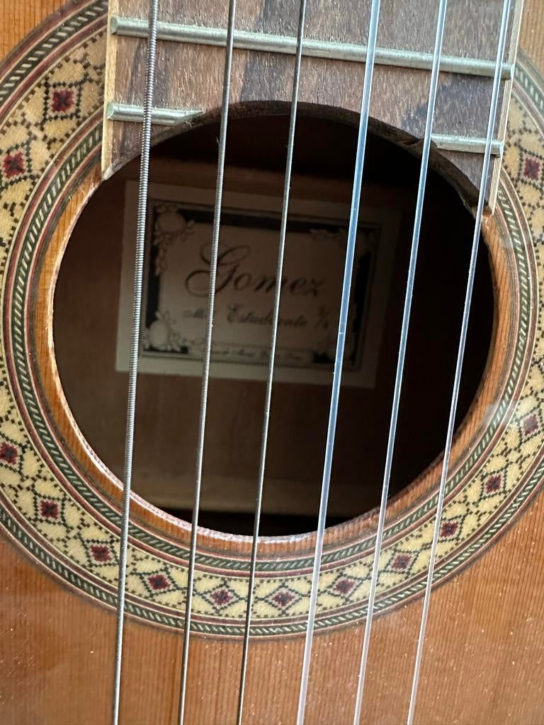 Kindergitaar Gomez met gitaartas, Ophalen, Gebruikt, Klassieke of Spaanse gitaar, Met koffer