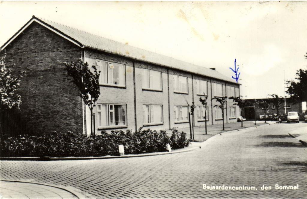 Bejaardencentrum, den Bommel - gelopen, Ophalen of Verzenden, Voor 1920, Gelopen, Zuid-Holland