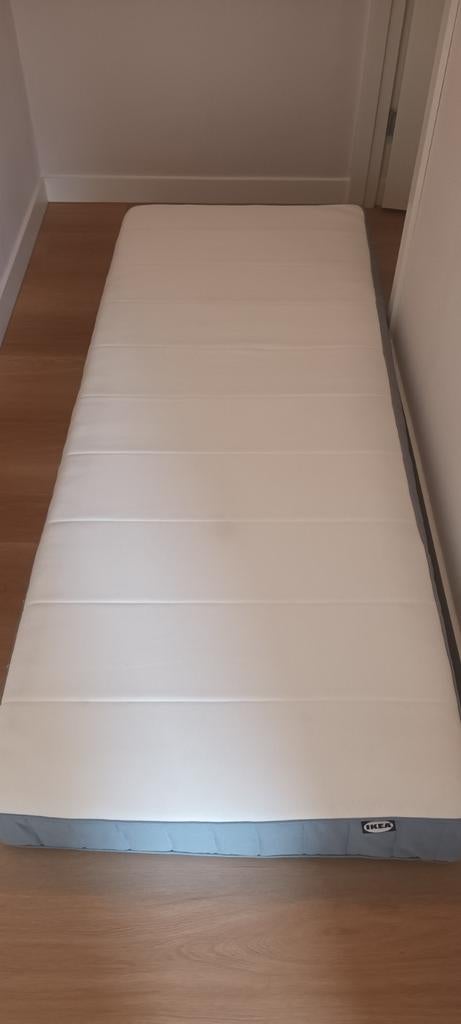 Matras Ikea Vesteröy 80x200 cm, Huis en Inrichting, Slaapkamer | Matrassen en Bedbodems, Ophalen, Zo goed als nieuw, Eenpersoons