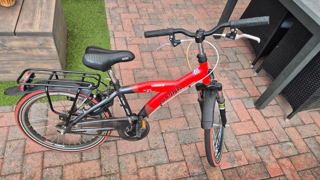 Yabber Alpina 20 inch kinderfiets - Rood/Zwart, Ophalen, Gebruikt, 20 inch of meer, Alpina