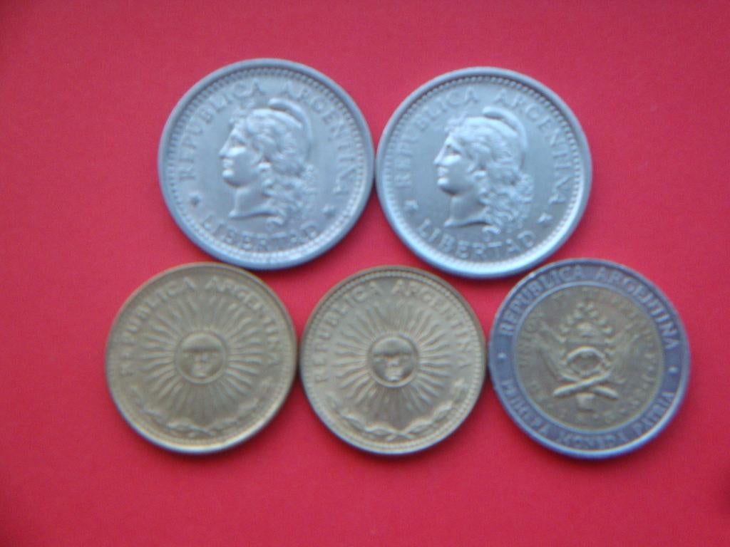 Kavel Argentinië setje munten 1 Peso 1957 / 1976., Verzenden, Zuid-Amerika, Setje