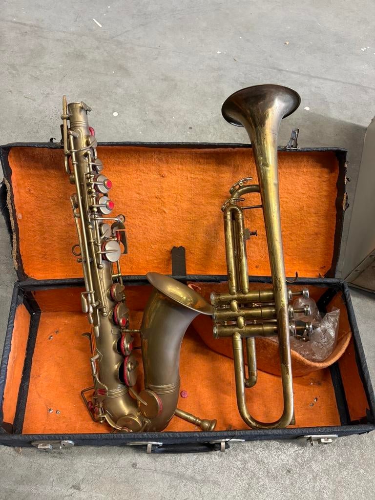Antieke saxofoon + cornet/trompet – vintage set met koffer, Ophalen, Zo goed als nieuw