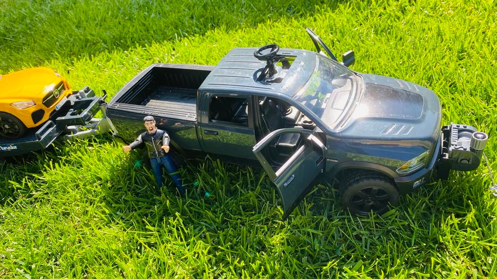 Bruder 2504 RAM 2500 Auto met Lader, Ophalen of Verzenden, Zo goed als nieuw