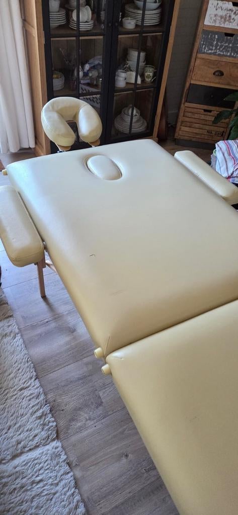 Massagetafel met toebehoren, zo goed als nieuw, Ophalen, Zo goed als nieuw, Massagetafel