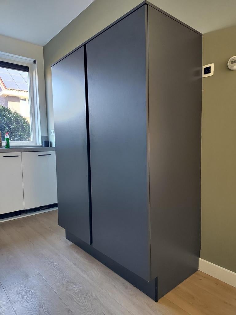 Keukenkast 123.7 x 59.7 x 147.7 brugman, Huis en Inrichting, Ophalen, Gebruikt, 100 tot 150 cm, Meerdere deuren