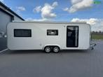 Adria Astella 644 DP | Topklasse | Alle opties | Nieuwstaat!, Caravans en Kamperen, Caravans, Overige typen, Rondzit, Adria, 6 tot 7 meter