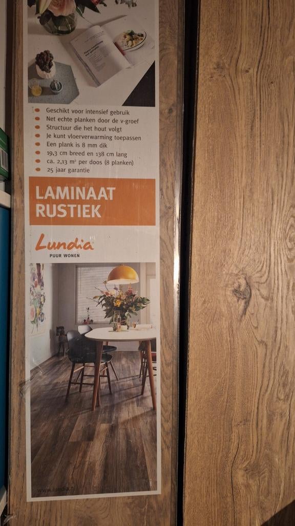 Lundia Laminaat Rustiek - 2.13 m² één doos plus losse planke, Huis en Inrichting, Stoffering | Vloerbedekking, Bruin, Nieuw, Ophalen of Verzenden