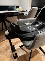 Maxi Cosi met verkleiner en Isofix onderstel (draaibaar), Kinderen en Baby's, Autostoeltjes, Ophalen, Zo goed als nieuw, Isofix