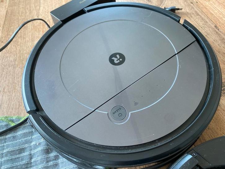 iRobot Roomba Combo Robotstofzuiger - Stofzuigen & Dweilen, Witgoed en Apparatuur, Stofzuigers, Gebruikt, Robotstofzuiger, Minder dan 1200 watt