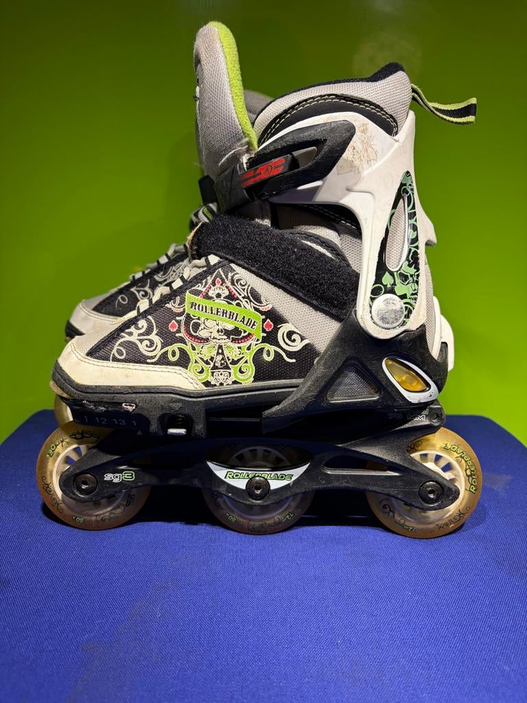 Rollerblade verstelbare skeelers zwart/wit/groen maat 28–32, Sport en Fitness, Skeelers, Overige merken, Kinderen, Ophalen of Verzenden