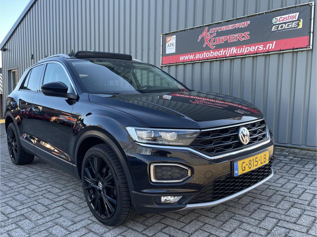 Volkswagen T-Roc 1.5 TSI Style Business Nav.Cruise.Pano.Clim, Voorwielaandrijving, Adaptive Cruise Control, Stof, 4 cilinders