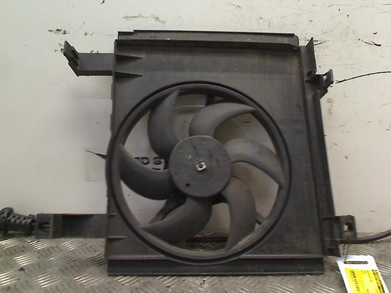 Koelventilator Smart City-Coupé 2004 0013196V002, Gebruikt, Smart Europe GmbH, Eu.corporateoffice@smart.com, Smart