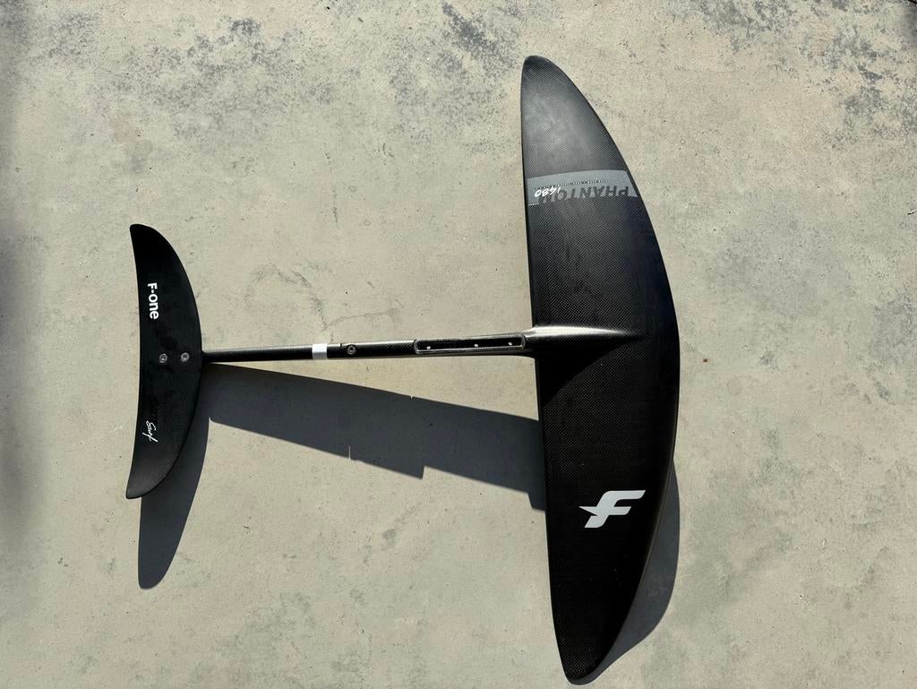 F-One Phantom 1480 foil - compleet met c.275 surf, Watersport en Boten, Ophalen of Verzenden, Zo goed als nieuw