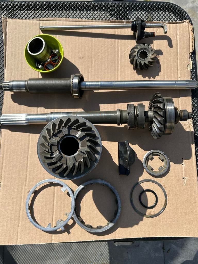 Tandwielenset Alpha One Gen 2 - Gebruikt, Watersport en Boten, Bootonderdelen, Ophalen, Gebruikt, Motor en Techniek, Motorboot