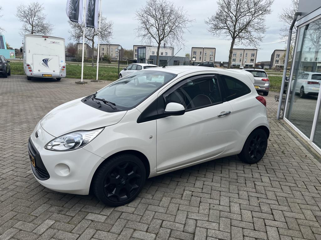 Ford Ka 1.2 Titanium X start/stop Airco / Leer / Stoelverwar, Auto's, Ford, Voorwielaandrijving, Euro 5, Gebruikt, 1242 cc