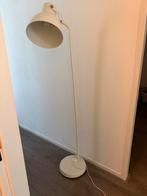 IKEA Hektar staande lamp wit/beige/crème, Ophalen, Zo goed als nieuw, IKEA, Metaal